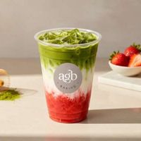 🧊 Iced Matcha Latte Fraise