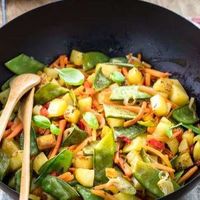 Wok végé légumes et riz blanc Thaï au jasmin