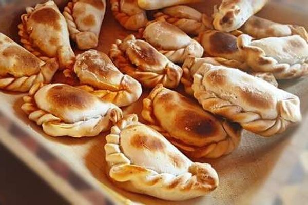 La cuisson des empanadas