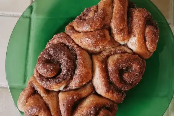 Le gourmand roul&eacute; &agrave; la cannelle